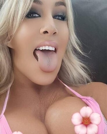 amylynn-female-escorts-in-las-vegas-nv-702-572-2441-big-2