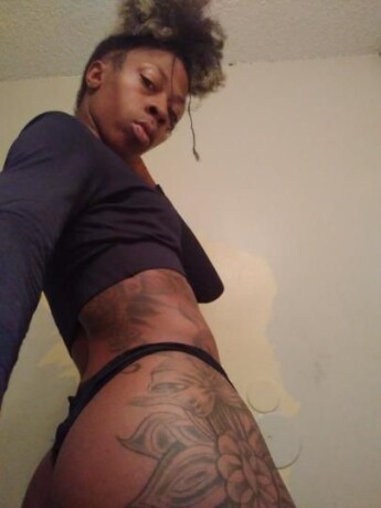 minnie-minaj-shemale-escort-in-valdosta-ga-229-281-0188-big-1