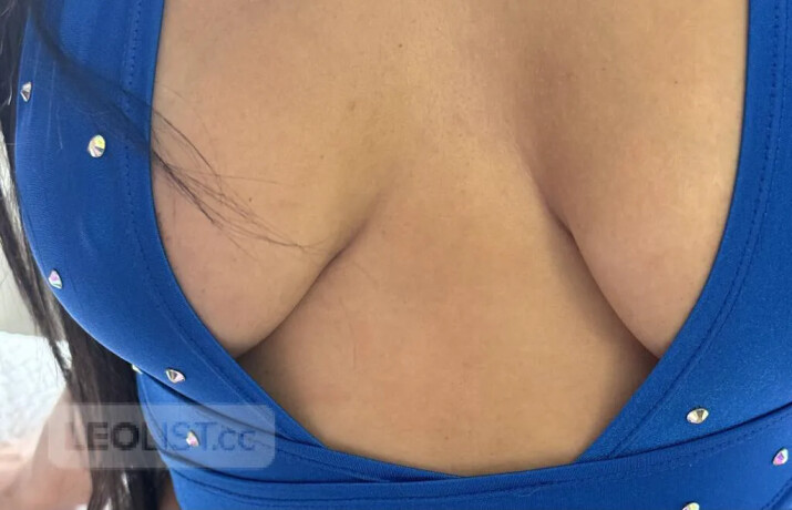i-am-a-sexy-girl-come-try-my-pussy-female-escorts-in-brampton-canada-big-2