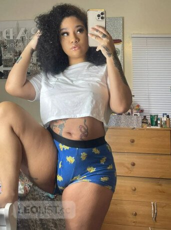 hottest-girl-in-town-female-escorts-in-barrie-canada-big-4