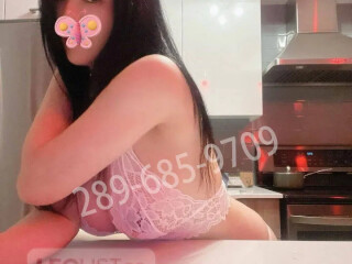 gorgeous-new-malaysia-girl-just-arrival-applewood-hills-female-escorts-in-mississauga-canada