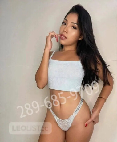 gorgeous-new-malaysia-girl-just-arrival-applewood-hills-female-escorts-in-mississauga-canada-big-4