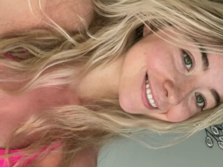 claudia-female-escorts-in-burlington-canada-91-02038352