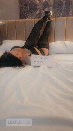 100-r-e-ara-l-good-service-no-rush-female-escorts-in-saskatoon-canada-big-3