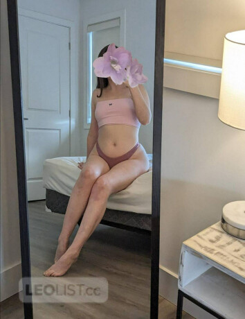 sweet-sensual-professional-female-escorts-in-thunder-bay-canada-big-3