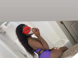 crystaal-female-escorts-in-scarborough-canada