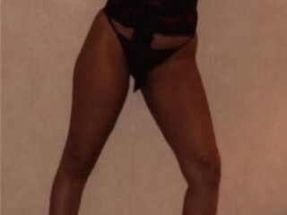 rosario-female-escorts-in-toronto-canada