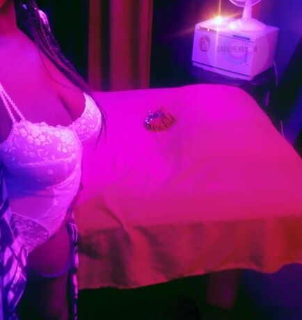 nubia-female-escorts-in-red-deer-canada-1-587-938-2285-big-0