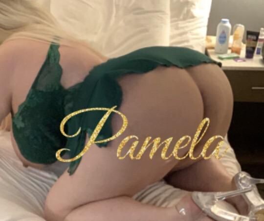 pamela-jones-female-escorts-in-toronto-canada-1-437-221-1883-big-3