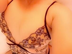 petra-rose-female-escorts-in-windsor-canada