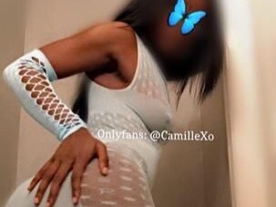 camille-female-escorts-in-toronto-canada