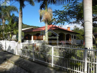 casa-de-temporada-em-praia-de-ponta-das-canas-florianopolis-santa-catarina-casas-praia-de-ponta-das-canas-aluguel-no-verao