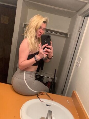 ashleyy-female-escorts-in-denver-co-303-500-7627-big-0