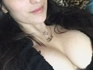 female-escorts-in-miami-fl-786-386-5577