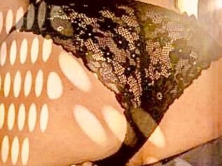 sara-the-slut-female-escorts-in-toronto-canada
