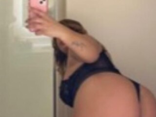 khloe-female-escorts-in-tacoma-wa