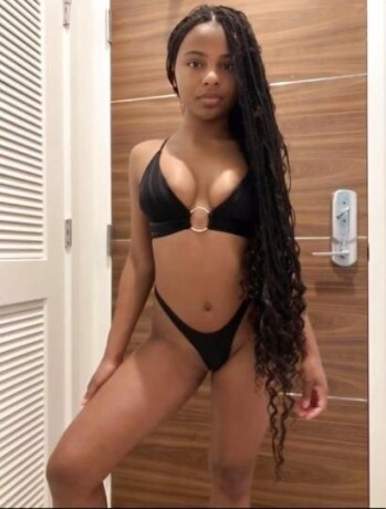 female-escorts-in-queens-ny-347-788-3549-big-0