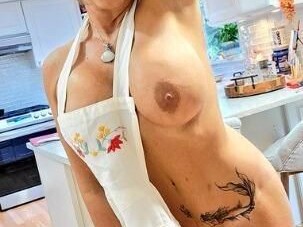 female-escorts-in-staten-island-ny-347-966-5672