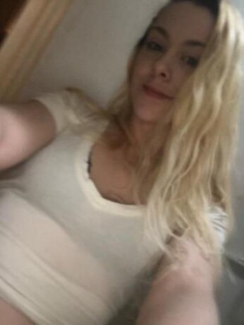 female-escorts-in-mason-city-ia-515-318-7437-big-0