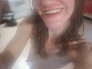 toni-female-escorts-in-detroit-mi