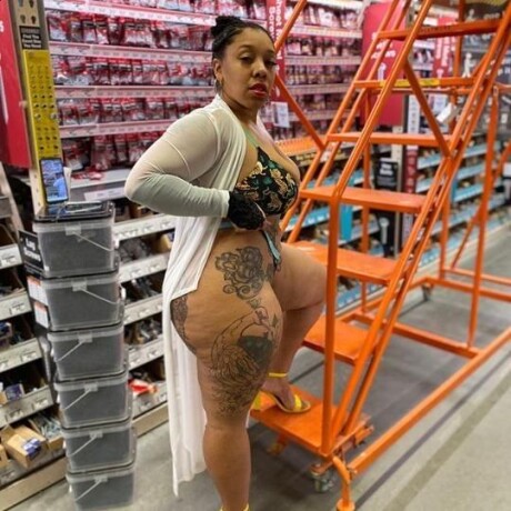 female-escorts-in-hampton-va-804-238-9651-big-0