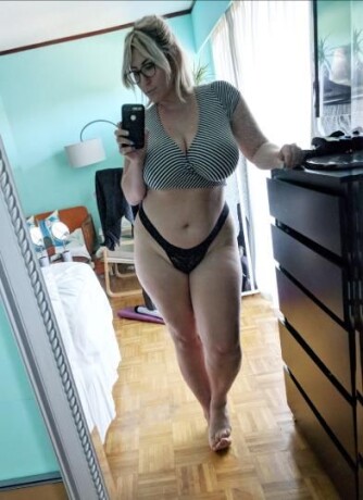 love-zone09-female-escorts-in-el-paso-tx-346-362-8616-big-2