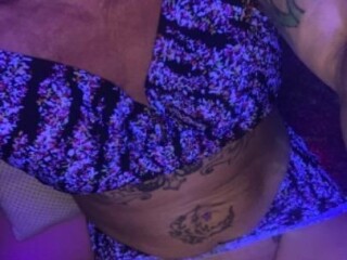 female-escorts-in-panama-city-fl-786-485-5934