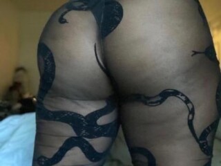 mercedes-female-escorts-in-hampton-va-757-788-3704