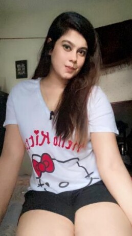 female-escorts-in-evansville-in-919-364-5484-big-1