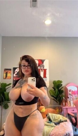 female-escorts-in-cleveland-oh-216-501-3485-big-0