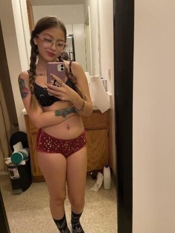 female-escorts-in-the-bronx-ny-772-617-3414-big-0