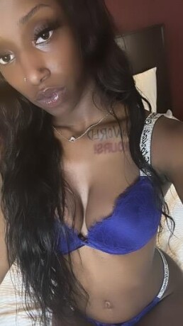 diamond-female-escorts-in-washington-dc-470-452-3668-big-0