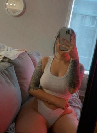female-escorts-in-iowa-city-ia-515-454-8213-big-4