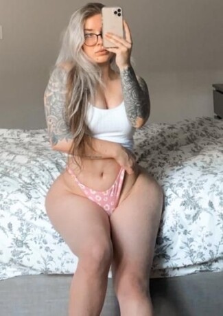 female-escorts-in-iowa-city-ia-515-454-8213-big-0