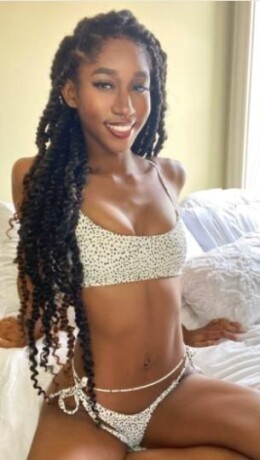 female-escorts-in-long-island-city-ny-917-382-9043-big-0