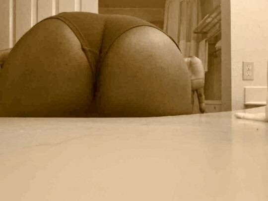 head-monster-female-escorts-in-atlanta-ga-470-365-8988-big-0