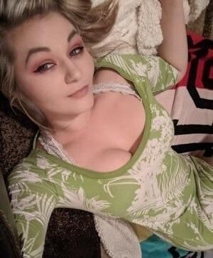 female-escorts-in-los-angeles-ca-657-215-1704-big-4