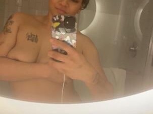 honey-female-escorts-in-chicago-il-708-303-1026
