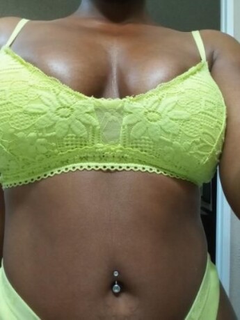 lisa-female-escorts-in-charlotte-nc-980-273-9460-big-0