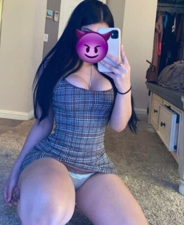 kiara-female-escorts-in-long-island-city-ny-917-526-4538-big-0