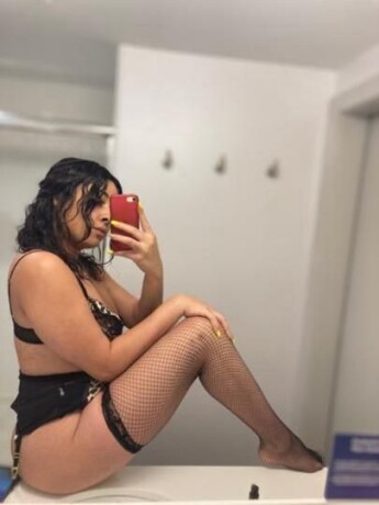 female-escorts-in-brooklyn-ny-716-203-1944-big-3
