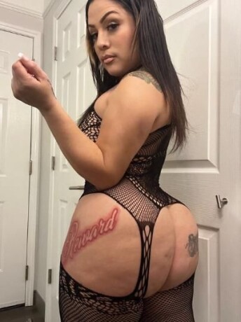 female-escorts-in-richmond-in-463-464-1920-big-3