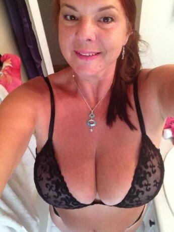 female-escorts-in-milwaukee-wi-1-414-000-0035-big-4