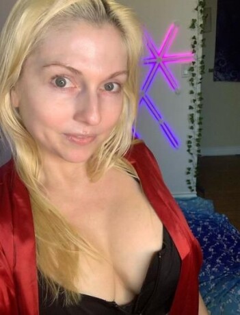 love-female-escorts-in-san-antonio-tx-832-663-0579-big-2