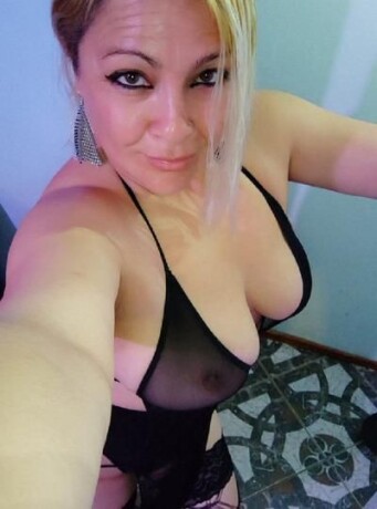 female-escorts-in-lancaster-ca-213-822-3293-big-0