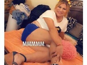samantha-shemale-escort-in-long-island-city-ny-516-269-6551