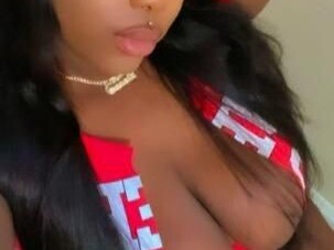 female-escorts-in-long-island-city-ny-646-580-7979