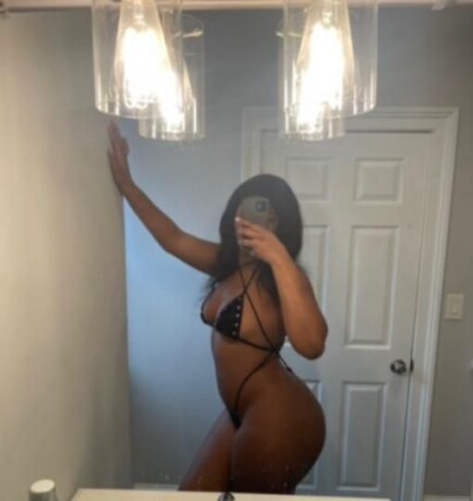 cinderella-female-escorts-in-bridgeport-ct-240-875-2038-big-0