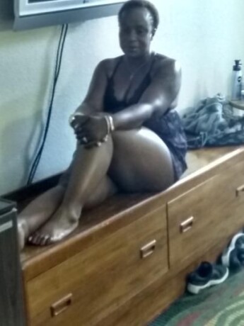 kandi-female-escorts-in-chattanooga-tn-423-281-8482-big-0