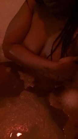 emoni-love-female-escorts-in-chicago-il-708-689-3636-big-1